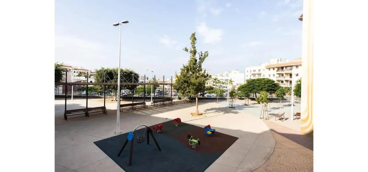 Apartment Casa Krisma, Fabulous Modern Spacious 2 Bedrooms Apartment, Remote Work, Fast Wifi, Parking And Ac Costa Adeje