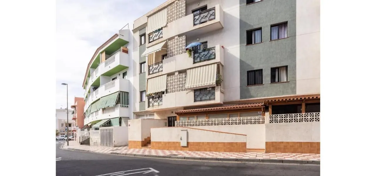 Casa Krisma, Fabulous Modern Spacious 2 Bedrooms Apartment, Remote Work, Fast Wifi, Parking And Ac Costa Adeje  Apartment Costa Adeje (Tenerife)